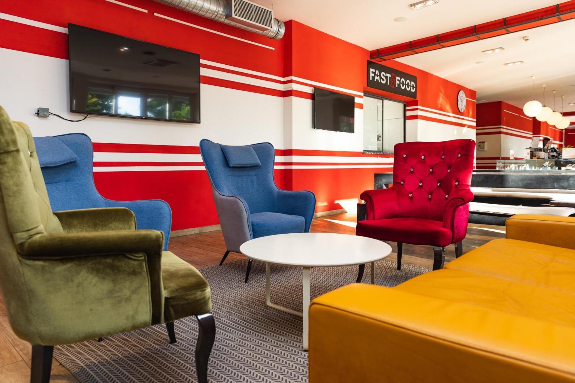 Hostel Link Lovran Εξωτερικό φωτογραφία
