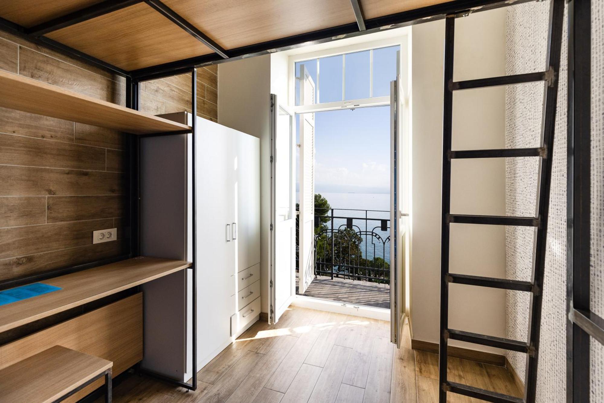 Hostel Link Lovran Εξωτερικό φωτογραφία