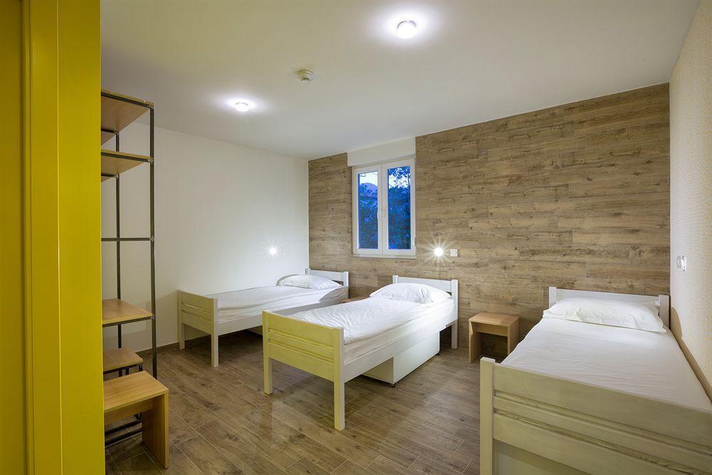 Hostel Link Lovran Εξωτερικό φωτογραφία