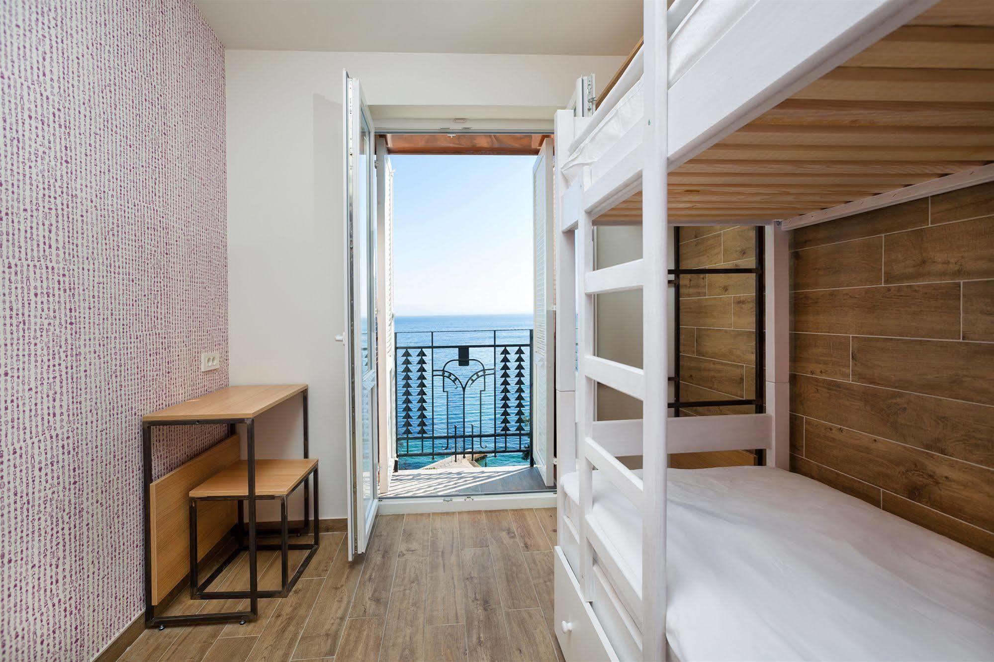Hostel Link Lovran Εξωτερικό φωτογραφία